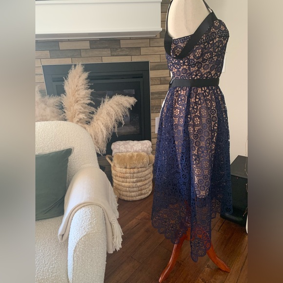 NWT Self-Portrait Circle Blue Navy Lace Asymmetric Hem Midi Cocktail Dress Sz 6 - Picture 4 of 9